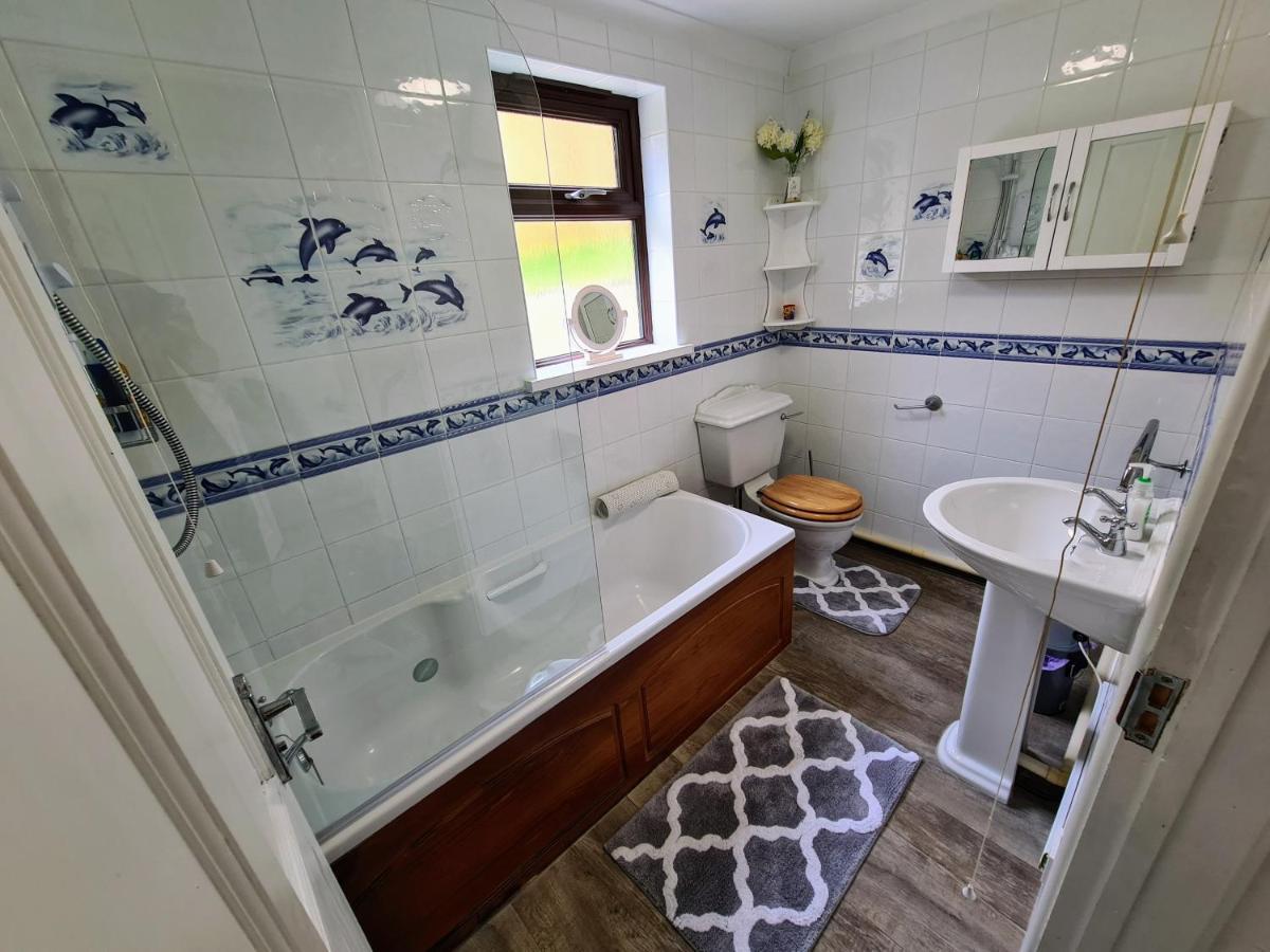 Knobbly Nook, Whole Property, Gardens, Parking, Wifi, Relaxing Near Eden Project And Coast Saint Blazey Exterior photo